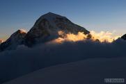 Eiger und Mönch bei Sonnenaufgang
